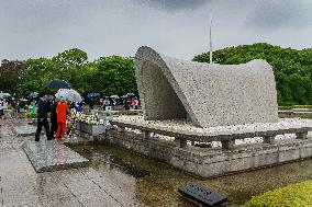 President of Chile Sebastián Piñera visits Hiroshima Peace Memorial Park